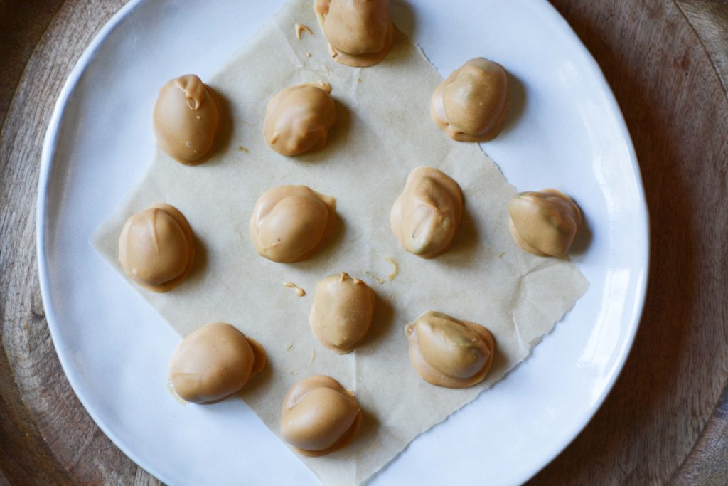 golden-eggs-white-chocolate-pumpkin-seed-butter