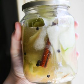 homemade-pickled-watermelon-rinds