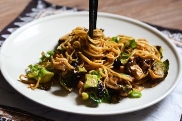 hoisin-noodles-broccoli-brussel-sprouts-mushrooms