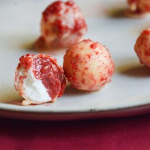 sugar-free-strawberry-coconut-cream-sweets