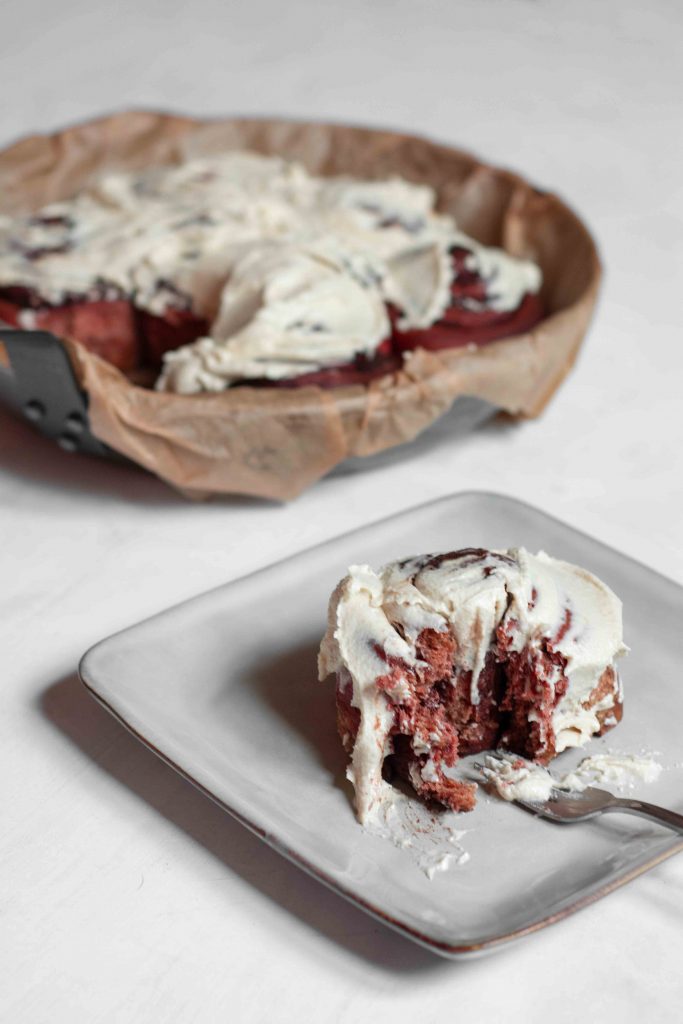 beetroot-orange-cinnamon-rolls