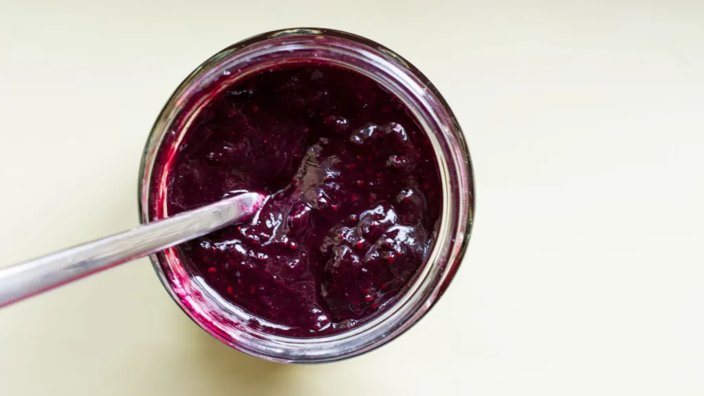 sugar-free-blueberry-jam